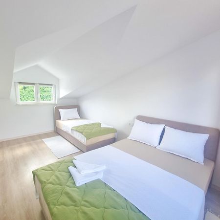 Apartman Natali Kremena Exteriér fotografie