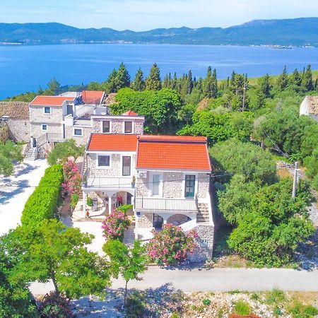 Apartman Natali Kremena Exteriér fotografie