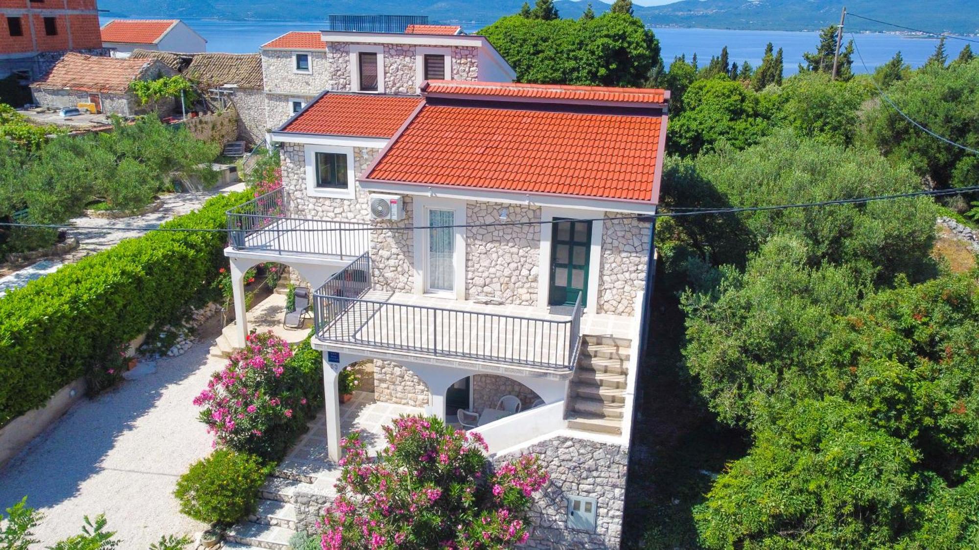 Apartman Natali Kremena Exteriér fotografie