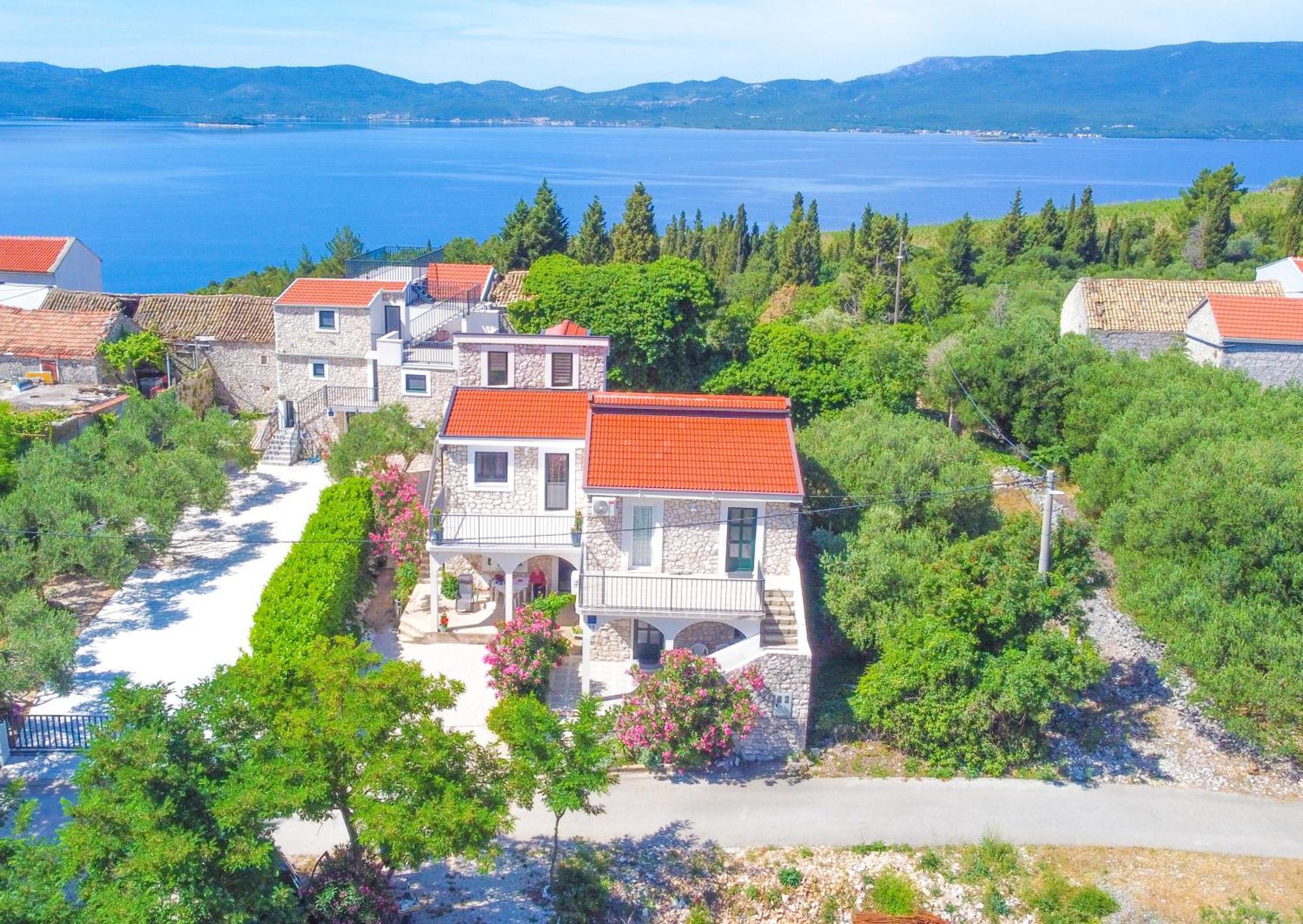 Apartman Natali Kremena Exteriér fotografie
